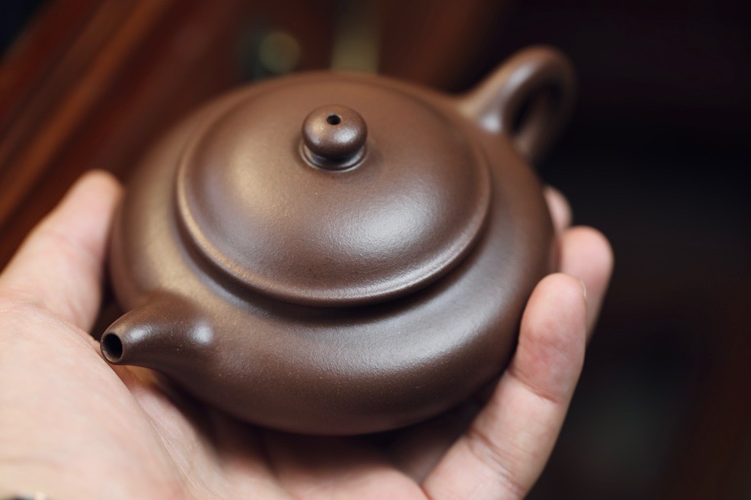 Chất Đất Đế Tào Thanh (底槽青) – Nguyên Khoáng Tử Sa Quý Hiếm 3 1HGVJOI8T 5OGDN5