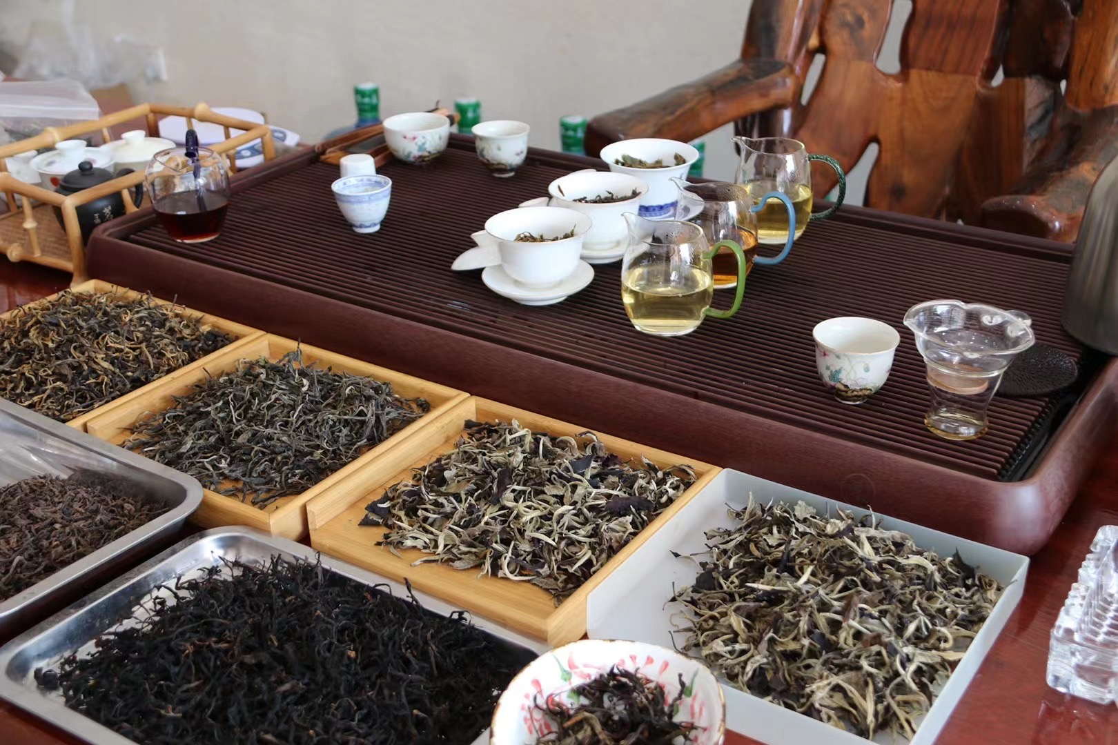 Tất Tần Tật Về Bạch Trà – Nữ Hoàng Thanh Khiết Trong Thế Giới Trà 3 Hướng dẫn pha bạch trà