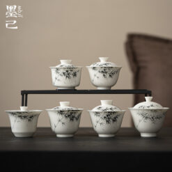 Chén khải sứ vẽ tay