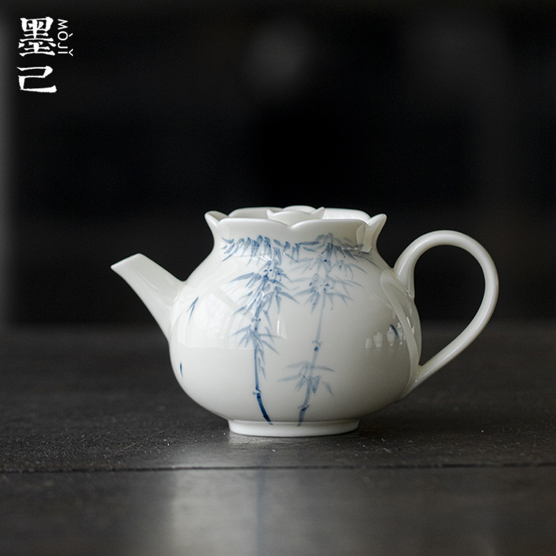 Ấm Trà Sứ Trúc Dật 150ml | Mặc Kỷ Vẽ Tay 1 Ấm trà sứ vẽ tay