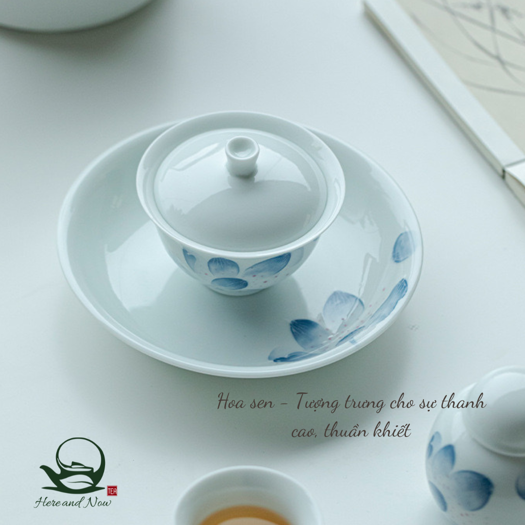 Bộ Trà Cụ Ảnh Thanh Hoa Sen | Mặc Kỷ Vẽ Tay 4 Voucher 42.png